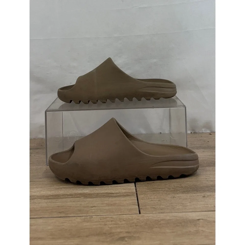 Adidas Yeezy Slide Desert Sand Men's Size 8.5 Comfort Slip On Slides